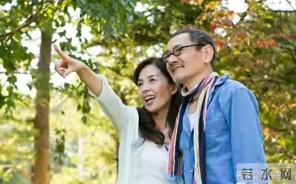 65岁后男人和女人在一起，最怕聊这几个话题，很多人都中招了
