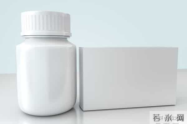 我刚给女儿转70万，电话还没挂，女婿问女儿：你妈降压药换了吗！