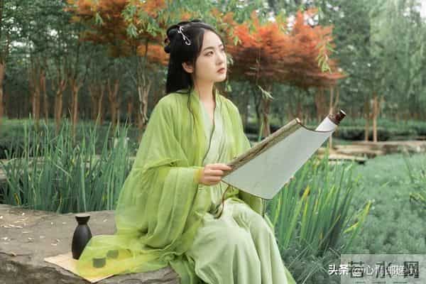 别被表面迷惑！有这3个表现的女人，骨子里其实很坏，深交必吃亏