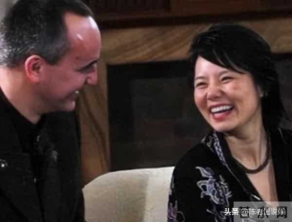 家花不如野花香?龚琳娜为挽回出轨丈夫送百件礼物,难逃离婚结局