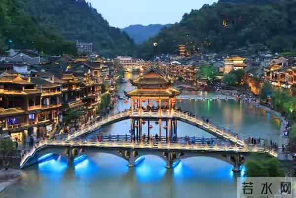 老了才明白：父母一旦超过65，立刻停止几种行为，否则晚景会凄凉