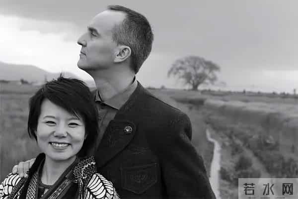 龚琳娜给前夫准备100件礼物,企图挽救婚姻,她不认为自己是讨好