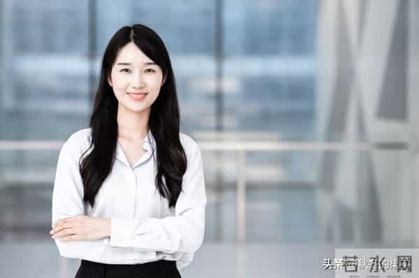 在女儿家带外孙3年，她给我买了一件羽绒服，我：也给你婆婆买