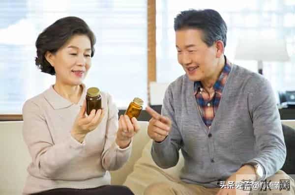 两性关系,惊人发现,60岁与异性靠近,根本不是桃花运,而是这!