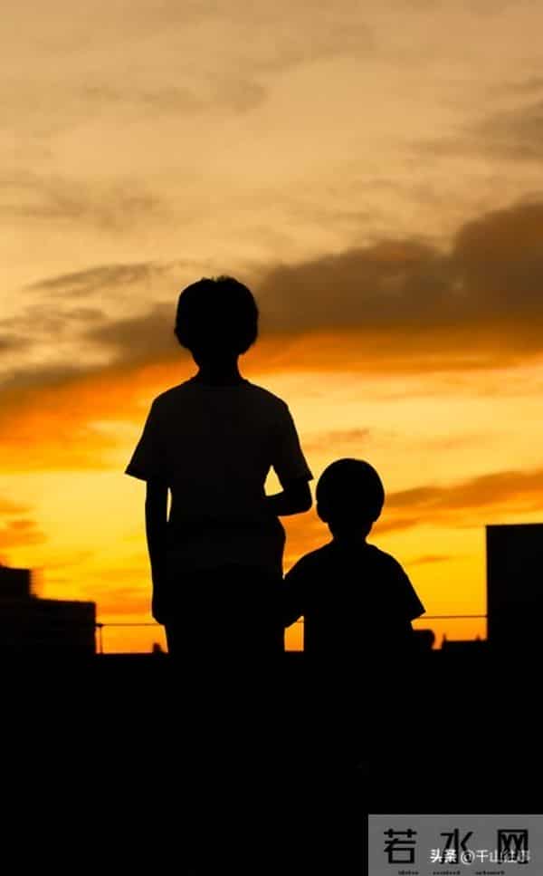 兄弟姐妹翻脸后,这8种做法,既留体面又护亲情