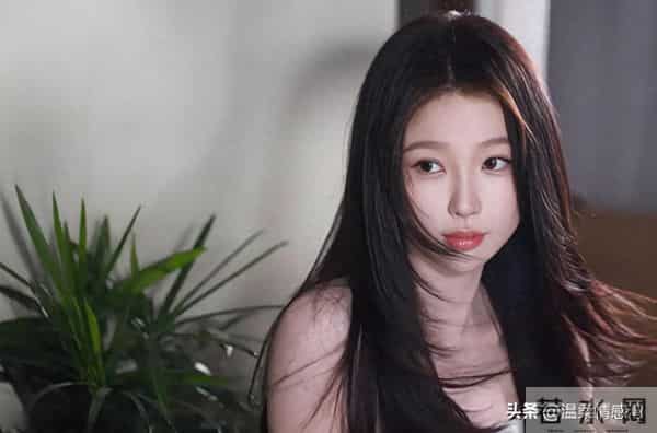 女人想不想你其实就两个字，哪两个字呢？