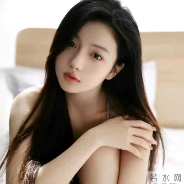 女人的不主动，其实是给你留下的最大暗示