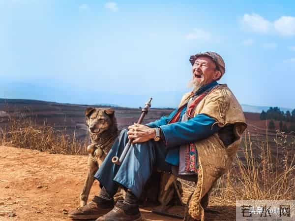 我公公今年60多了,从我进门后就发现他有一个坏习惯……