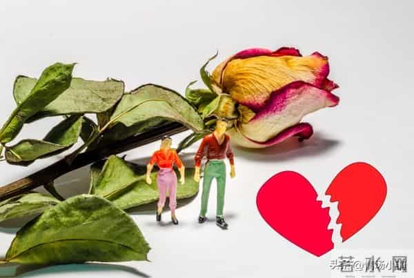 新型出轨太“高明”:不删记录、不偷偷摸摸,却让伴侣防不胜防!