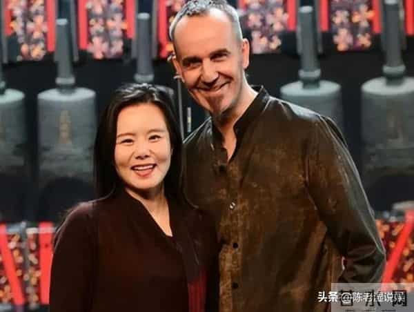 家花不如野花香?龚琳娜为挽回出轨丈夫送百件礼物,难逃离婚结局