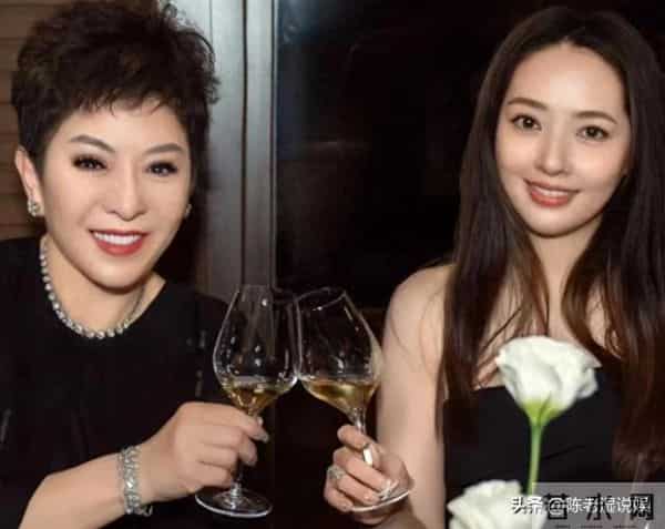 钱再多有什么用!郭碧婷回应父亲患病,句句透露无奈只字不提向太