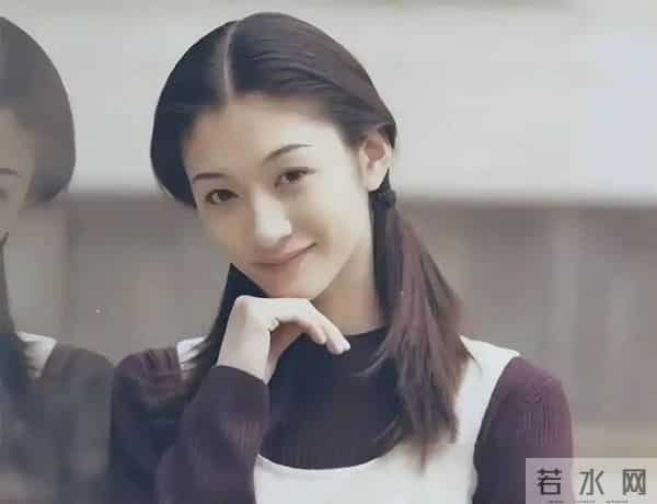 被前任折磨4年,流产2次,最后男闺蜜砸5亿"接盘"的李小冉有多离谱