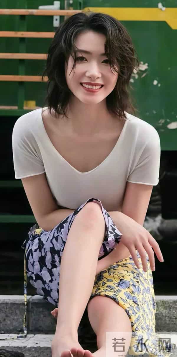 万茜|性感气质型,飒女