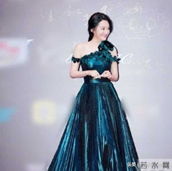 56岁许晴的“美”藏不住：老炮儿角色一语道破，2个习惯太关键！