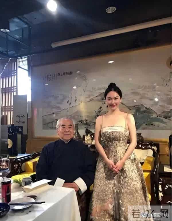 87岁书画大师范曾宣布喜得独子同时宣布与亲女儿继子断绝关系