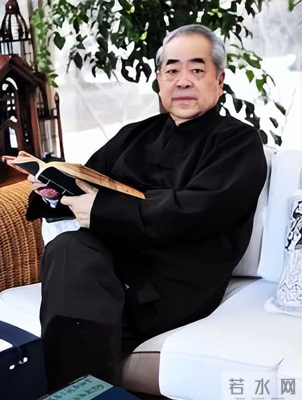 87岁范曾老来得子!发文与女儿继子断亲,亿万身家交现任妻子打理