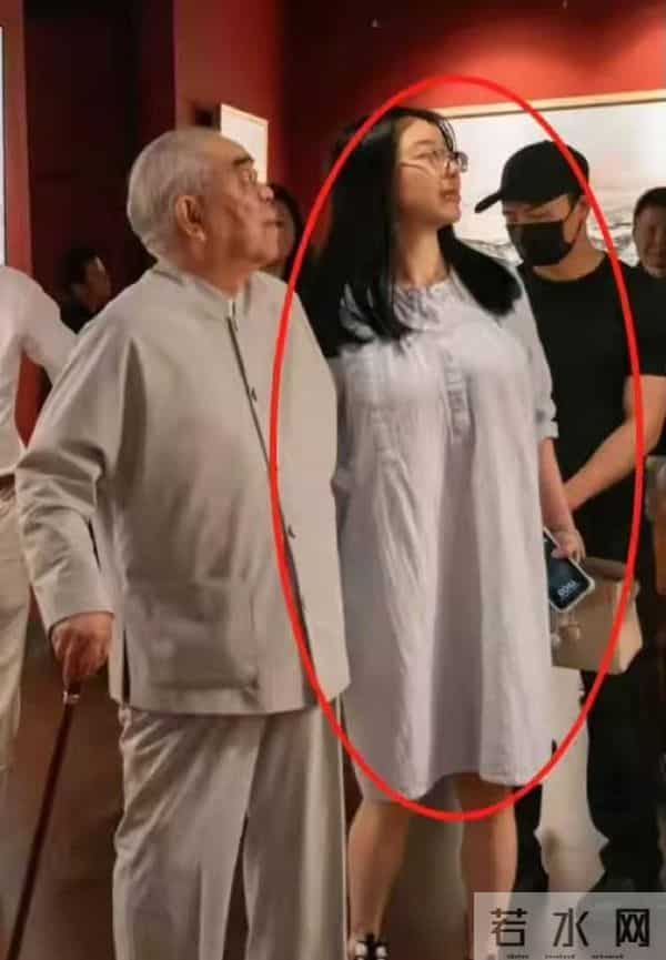 86岁范曾太清醒!继子范仲达想不到,当年一行为,让徐萌成功上位