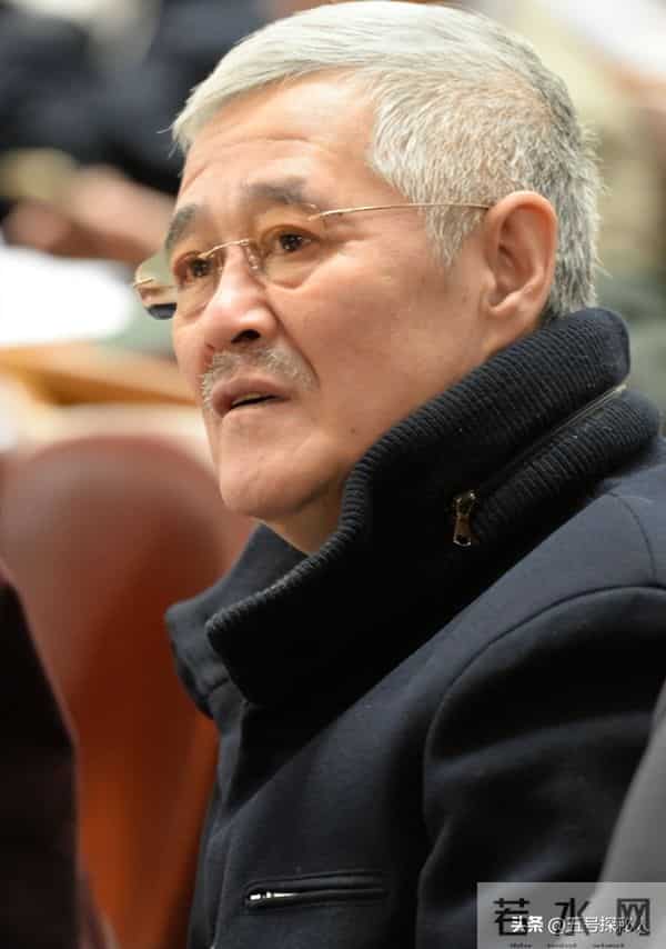 身价上亿有什么用？68岁赵本山如今家庭情况，给中老年人提了个醒