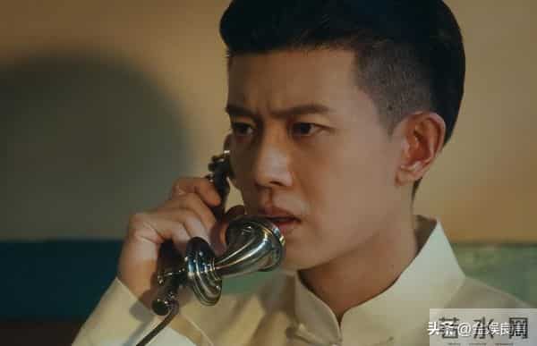 任嘉伦新剧上线就翻车,全程皱眉一星二星满屏飘,男配反倒成亮点