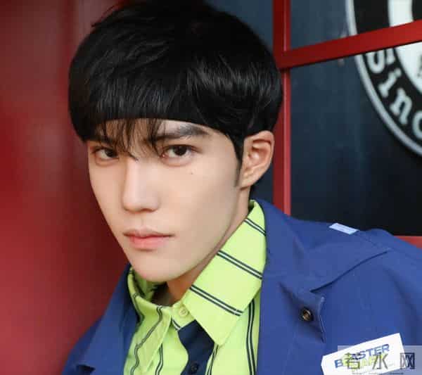 明明长相平平，却总扮演“绝世美男”，这5位短剧男主脸红不红