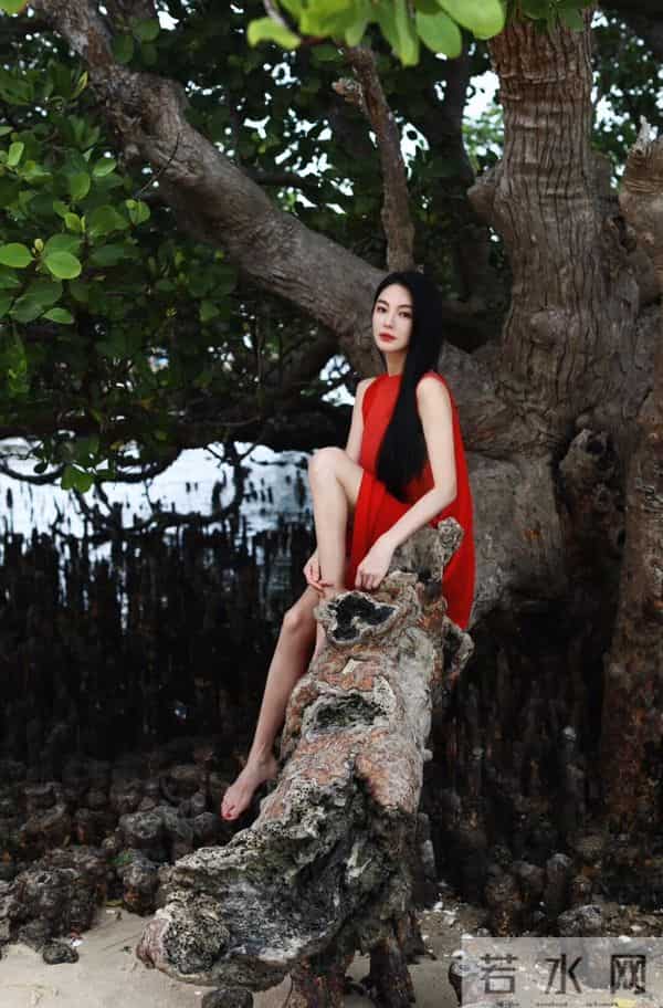 从御姐到甜媚切换自如,美丽从来没有标准答案张雨绮