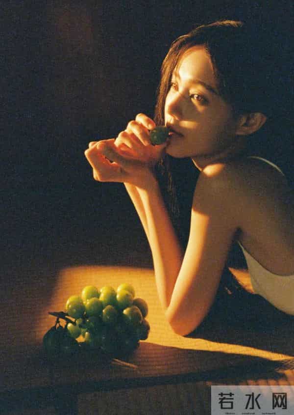 李一桐是真的纯欲啊