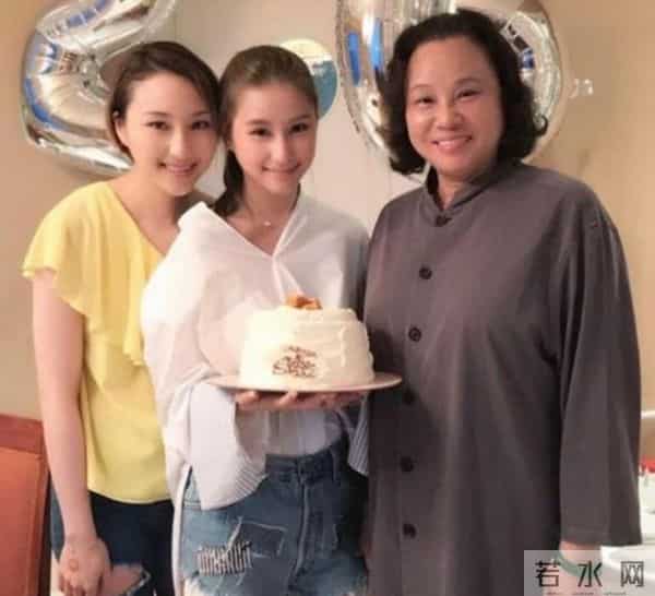 何超琼没想到，72岁陈婉珍再迎喜讯，让梁安琪和香港阔太圈沉默了