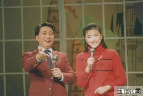 豪门梦碎？曾经辞职央视，嫁百亿身家富豪的杨澜，如今混成这样