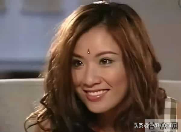 移居返港照顾丧妻老父!54岁女星爆父女习惯不合:一个菜要吃3天