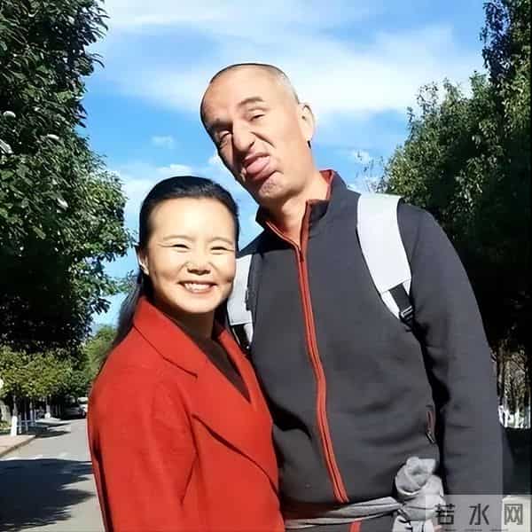 龚琳娜自曝离婚真相:搂着睡了20年,却等来丈夫新交的“女朋友”