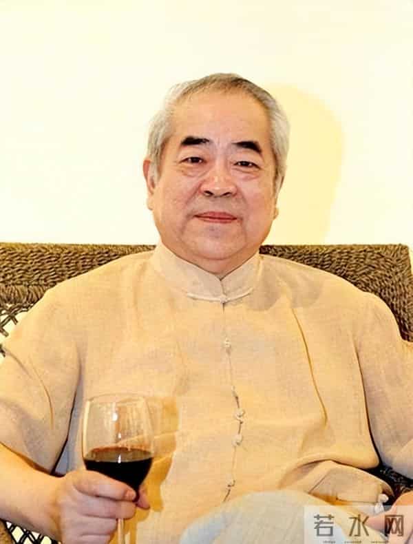 87岁范曾老来得子!发文与女儿继子断亲,亿万身家交现任妻子打理