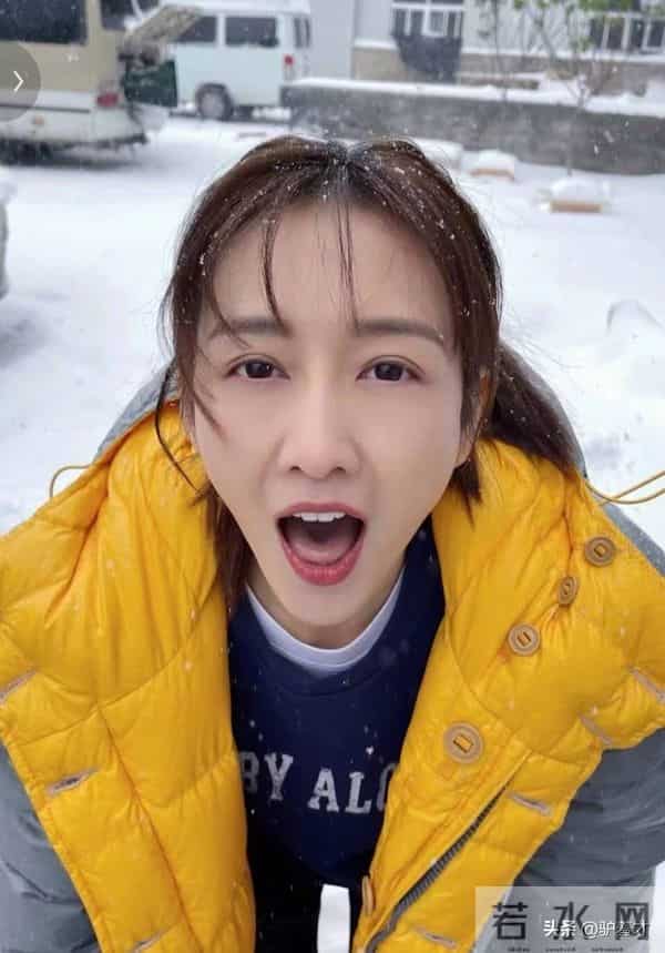 43岁王鸥没想到,低调生下的2岁女儿,如今竟让自己“口碑暴增”