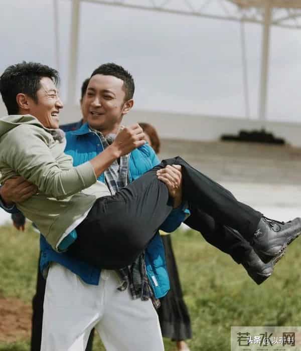 祝贺!42岁尼格买提高调迎喜讯,央媒亲自发文,看来撒贝宁说对了