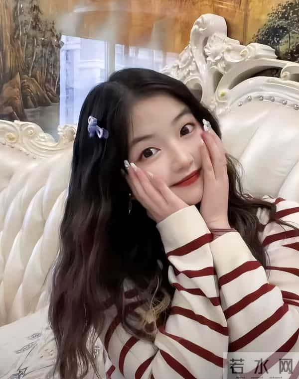 突发!云南网红彤彤去世,年仅25岁,刚大学毕业,长得很漂亮