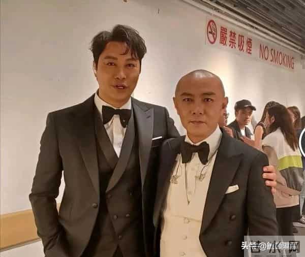 不合影不知道，一合影全露馅！原来这些明星都是潜藏的“小土豆”