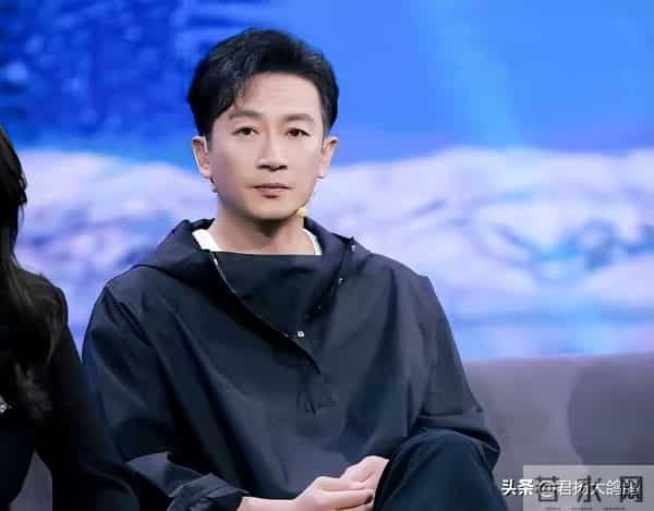 他们俩原来是父子,父亲两获飞天奖是老戏骨,儿子年近50是演技派