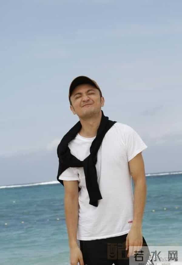 祝贺!42岁尼格买提高调迎喜讯,央媒亲自发文,看来撒贝宁说对了