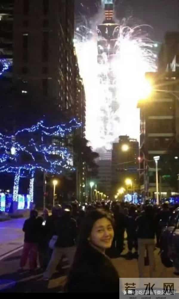 同一天！马筱梅挺孕肚参加五周年庆典，小S和姊妹、S妈相拥而泣