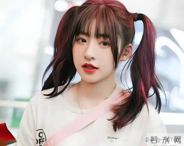 里子面子都丢了，黄一鸣自曝大四实习期怀孕，撕下王思聪的"体面"