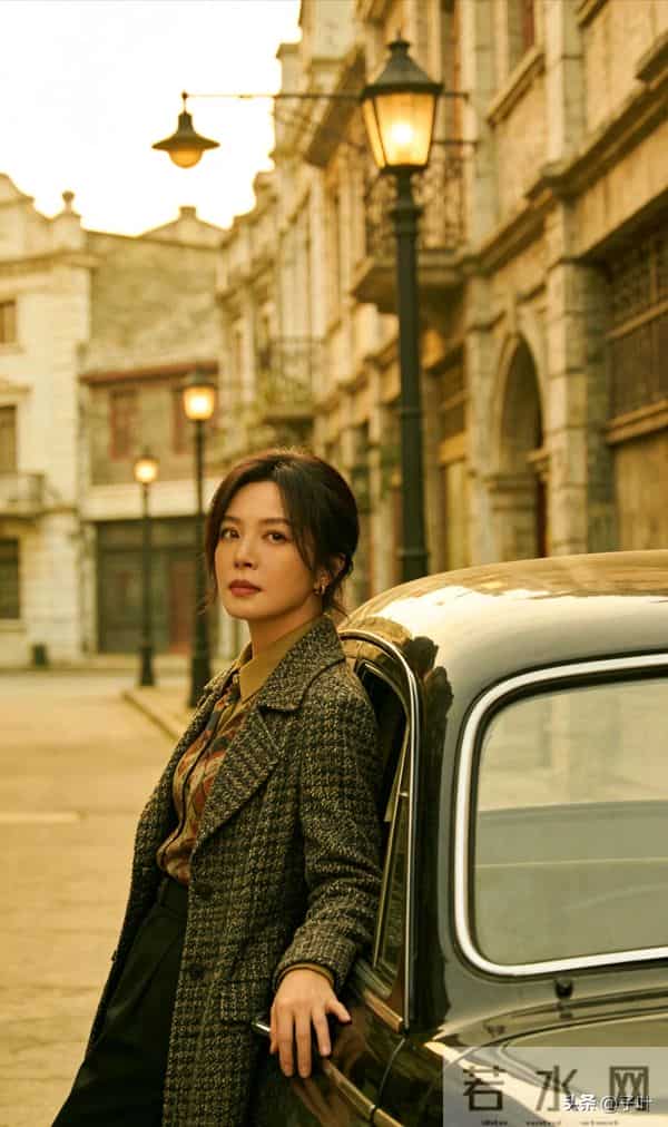 拔出萝卜带出泥!49岁赵薇近况曝光,封杀只是冰山一角