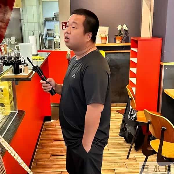 不到24小时连曝3个瓜！绑架威胁、索赔千万、被约谈，个个离谱