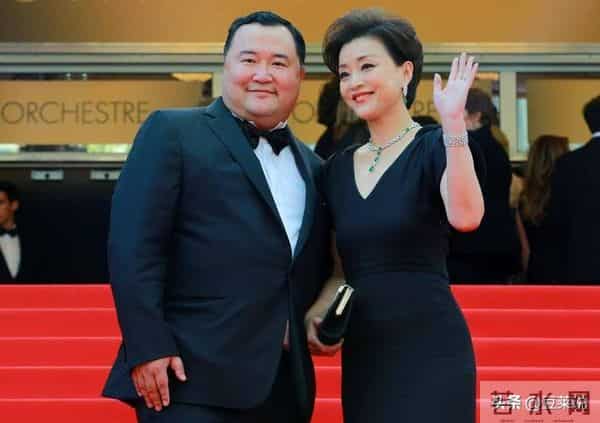 豪门梦碎？曾经辞职央视，嫁百亿身家富豪的杨澜，如今混成这样