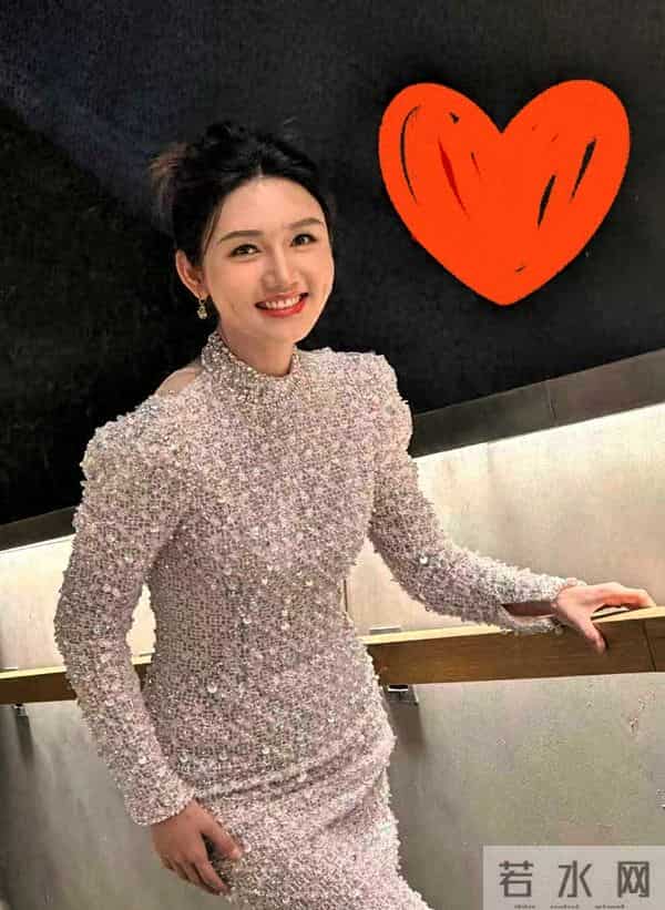 不查不知道,一查真的是很佩服!央视女主持龙洋是租房的老北漂啊