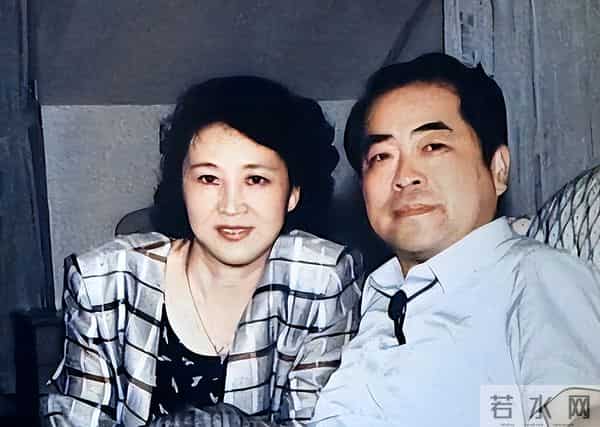 87岁范曾再当爹，与女儿断绝关系，37岁徐萌母凭子贵