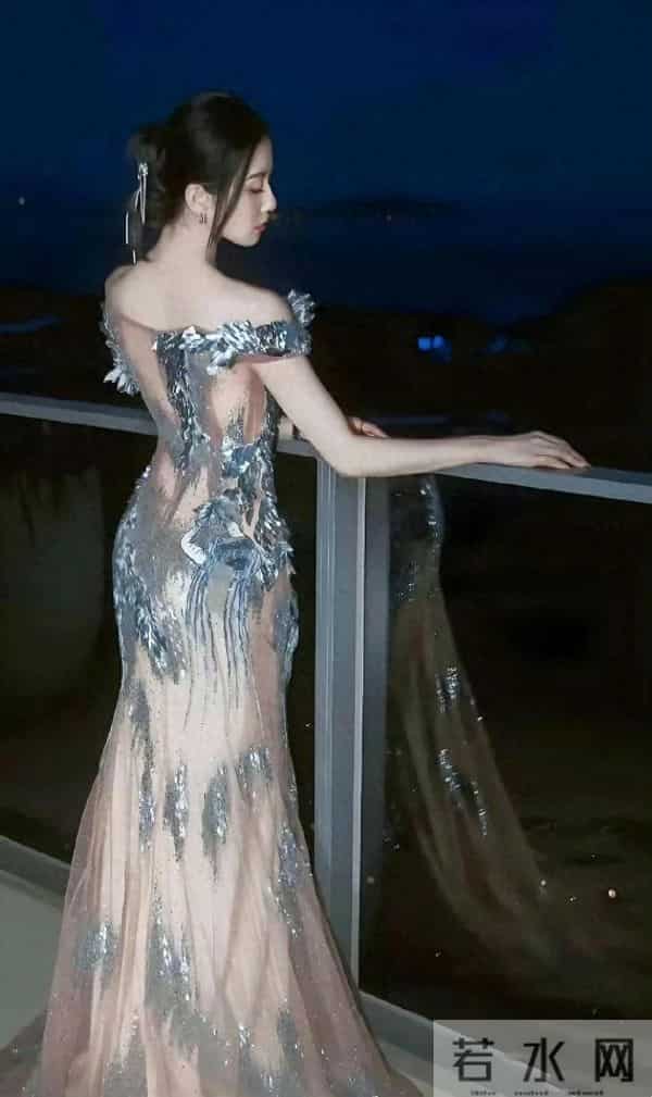 刘诗诗透视裙有点大胆