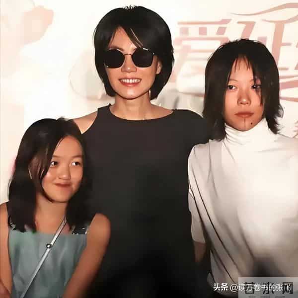 谢霆锋接新代言，与王菲复合后生活低调，两人肆意生活惹人羡慕