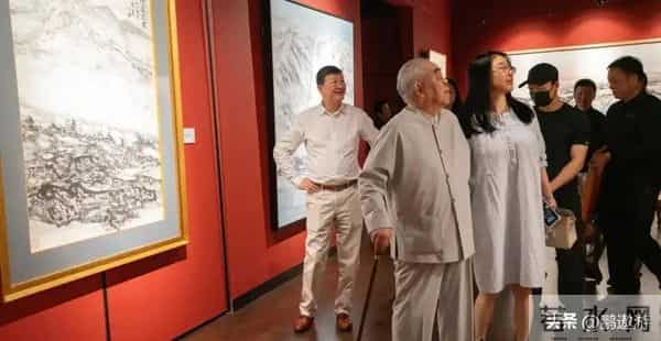 摊牌了？范曾越扒越有，与女儿断绝关系只是冰山一角，果然不简单