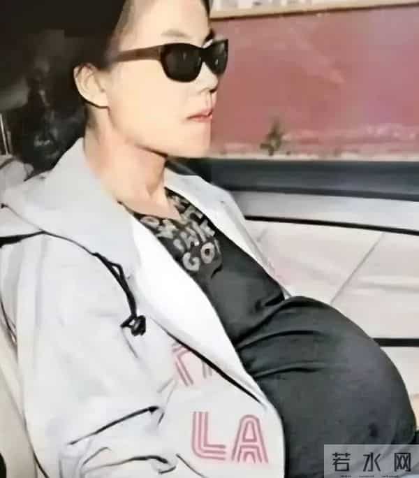 王菲也没想到,自己的现任男友谢霆锋,竟走上了和李亚鹏一样的路