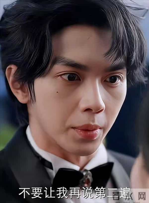 明明长相平平，却总扮演“绝世美男”，这5位短剧男主脸红不红