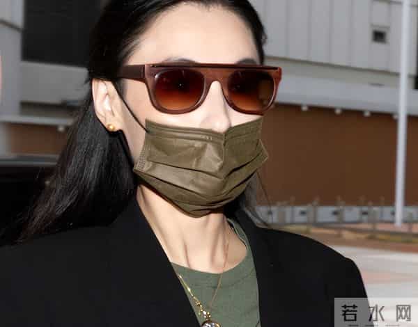 墙倒众人推!看到在庭审上崩溃大哭的张柏芝,才明白郑佩佩说对了